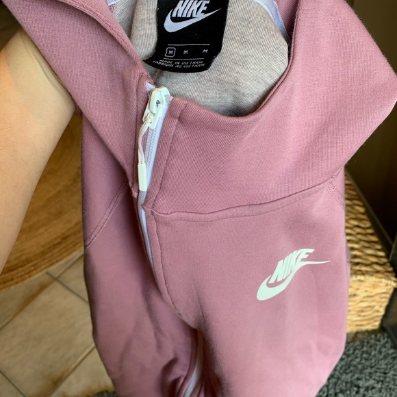 Nike Purple Tech Fleece Full Zip - Picture 3 of 3